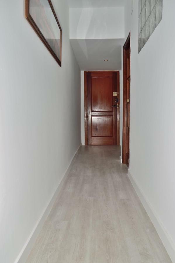 Apartamento Silvia Apartment Kordoba Bagian luar foto